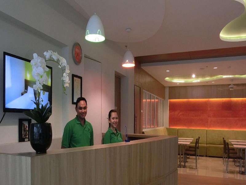IZI Hotel Bogor - Lobi