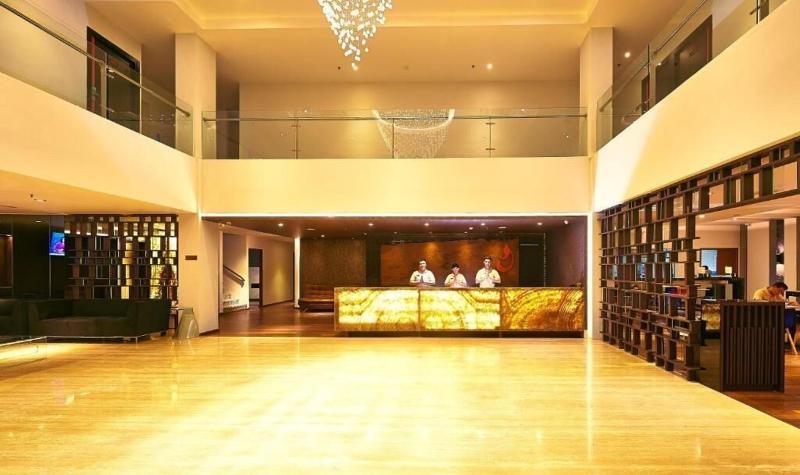J Hotel Bandara Soekarno Hatta - Lobi