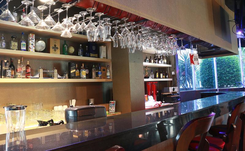 Java Palace Hotel Cikarang - Bar