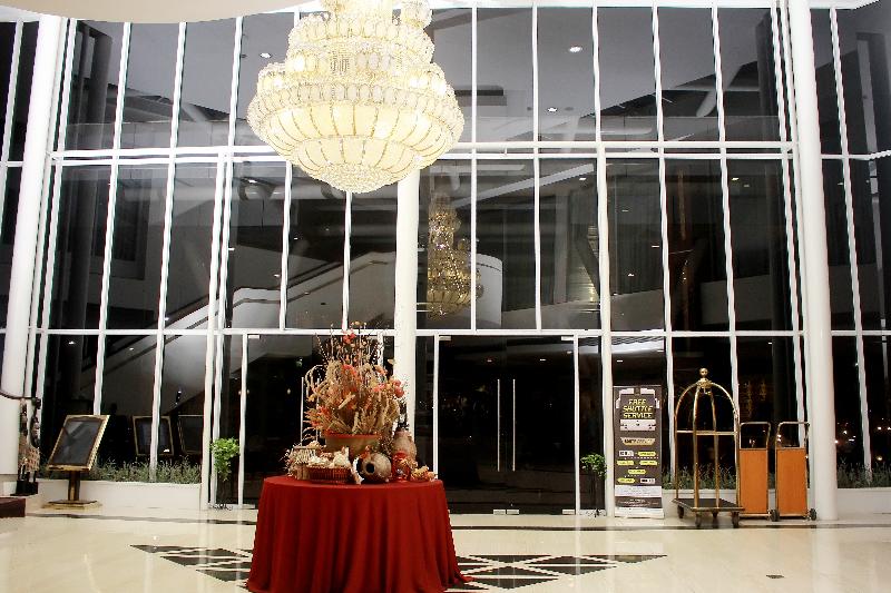Java Palace Hotel Cikarang - Lobi