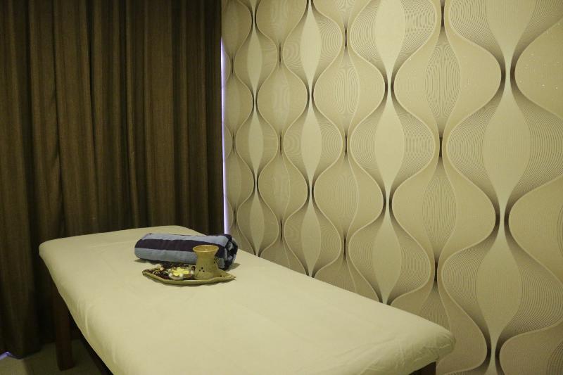 Java Palace Hotel Cikarang - Aktivite