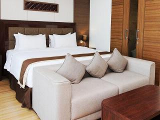 Java Palace Hotel Cikarang otel fotoğrafı