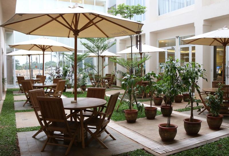Java Palace Hotel Cikarang - Genel