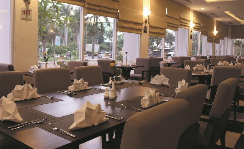 Java Palace Hotel Cikarang - Restoran