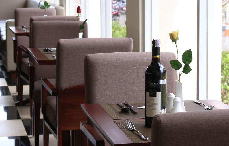 Java Palace Hotel Cikarang - Restoran