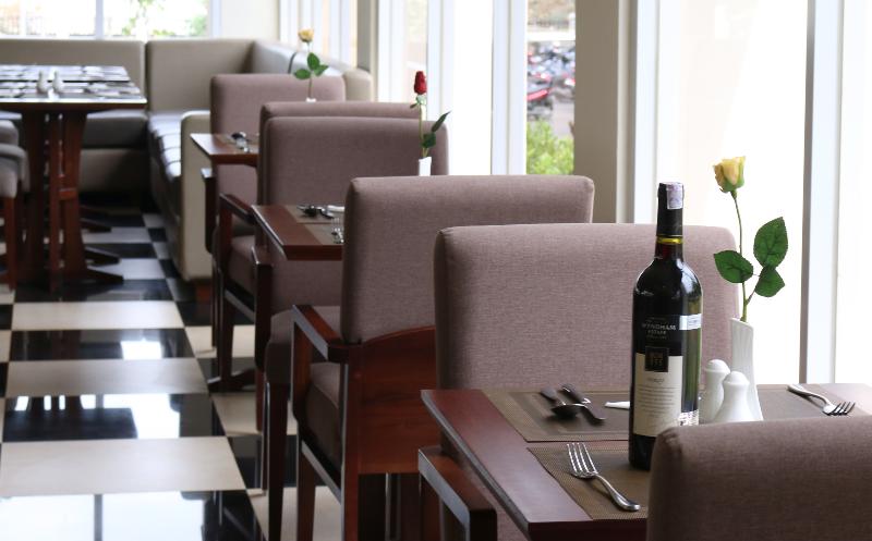 Java Palace Hotel Cikarang - Restoran