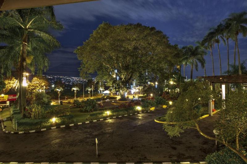 éL Hotel Kartika Wijaya Batu - Genel
