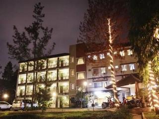 Lotus Hotel Bandung fotoÄŸrafÄ±
