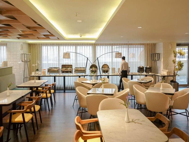 Louis Kienne Hotel Simpang Lima - Restoran