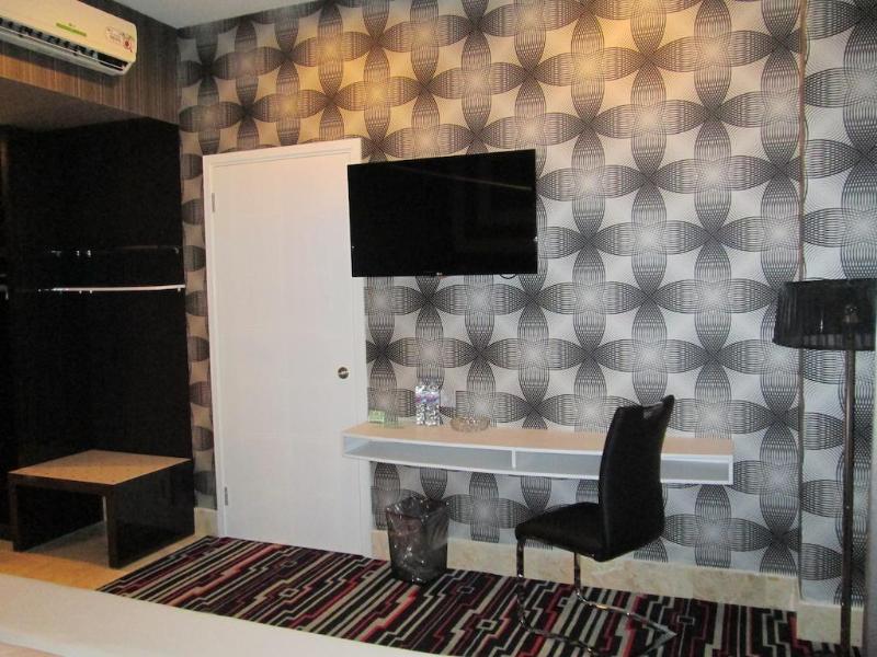 M Boutique Makassar - Genel