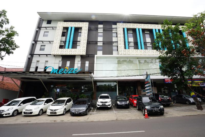 Meize Hotel Bandung - Genel