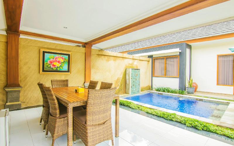 Mirah Hotel - Genel