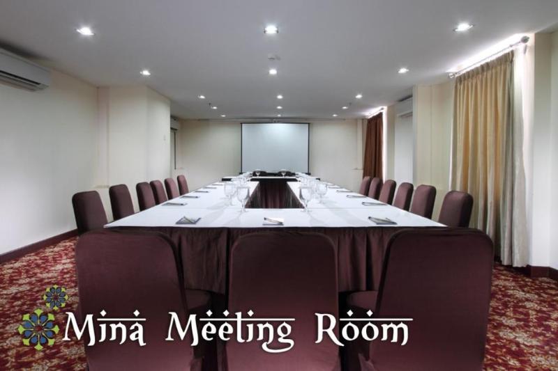 Hotel Namira Syariah Pekalongan - Genel