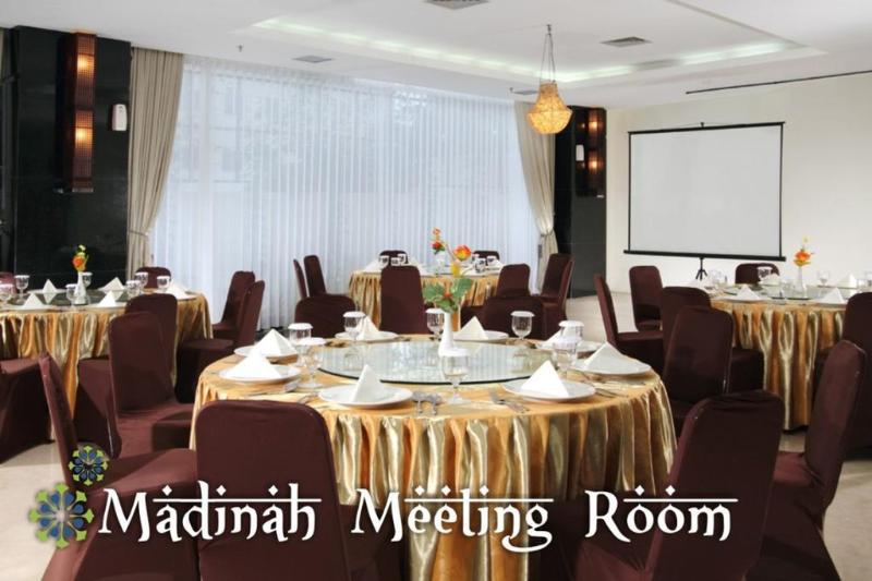 Hotel Namira Syariah Pekalongan - Genel