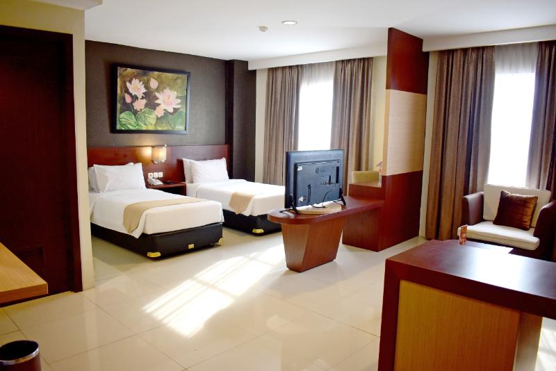 Noormans Hotel - Semarang - Oda