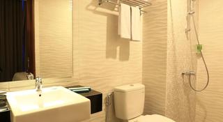 Ozone Hotel Pantai Indah Kapuk fotoÄŸrafÄ±