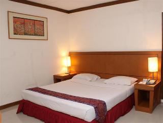 Patra Cirebon Hotel & Convention otel fotoğrafı