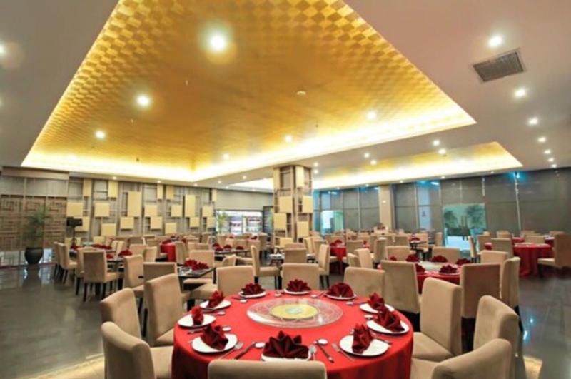 Platinum Balikpapan - Restoran
