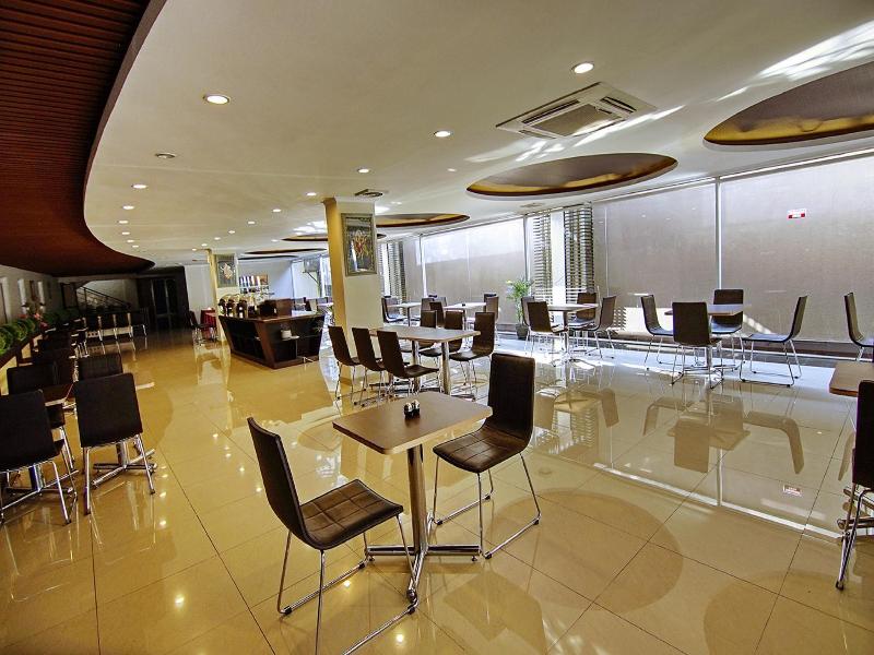 Raffleshom Hotel - Lobi