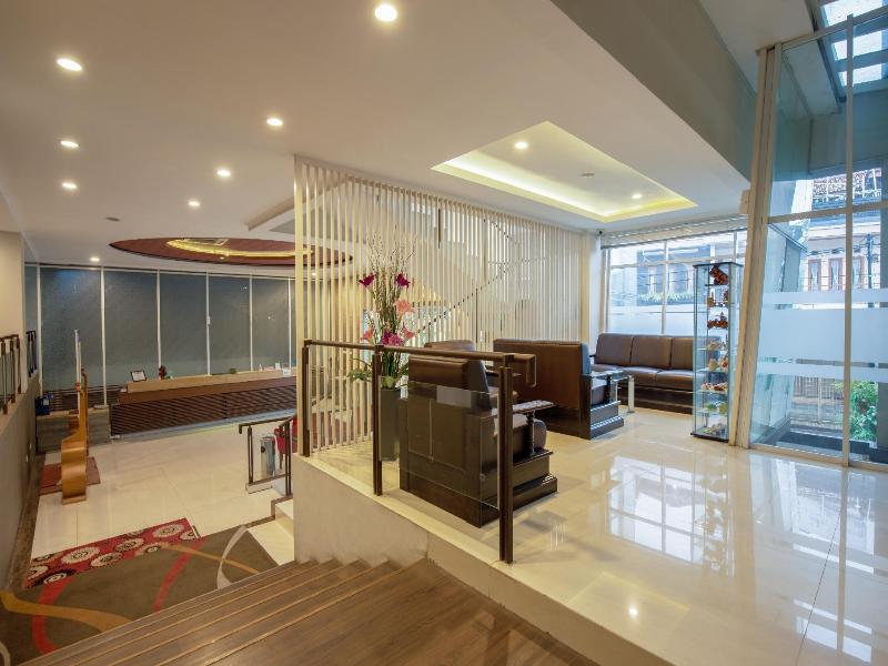 Raffleshom Hotel - Lobi