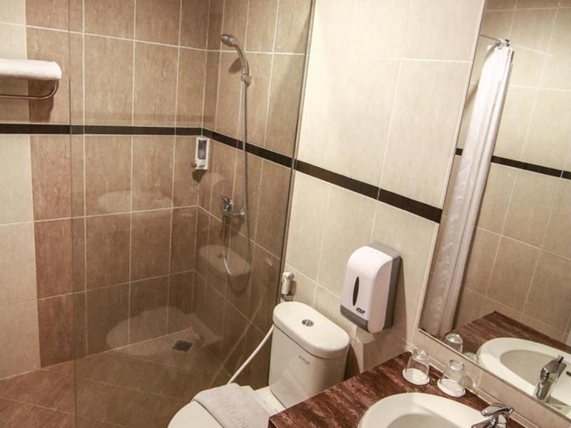 Raffleshom Hotel - Oda