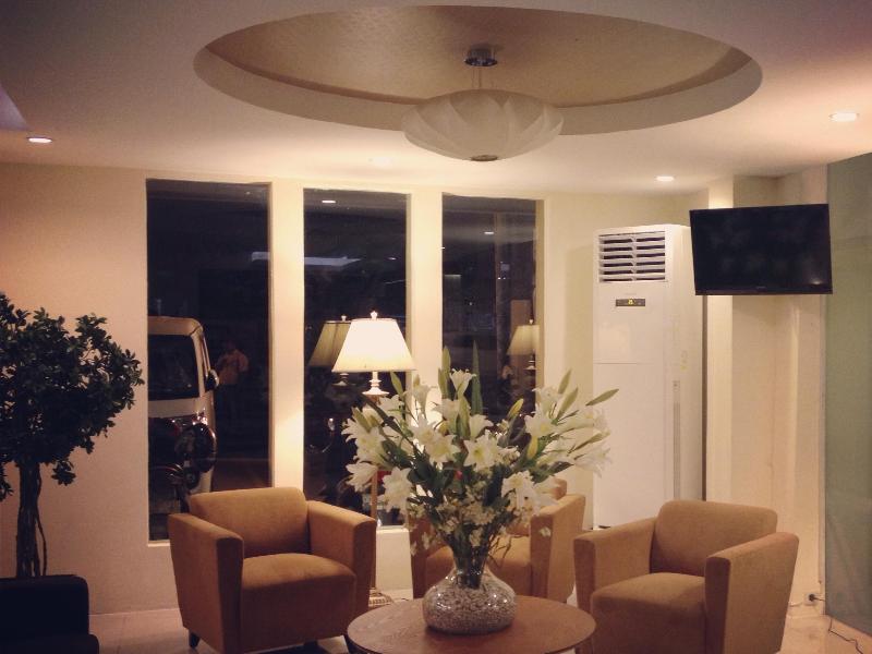 Ramayana Hotel Makassar - Lobi