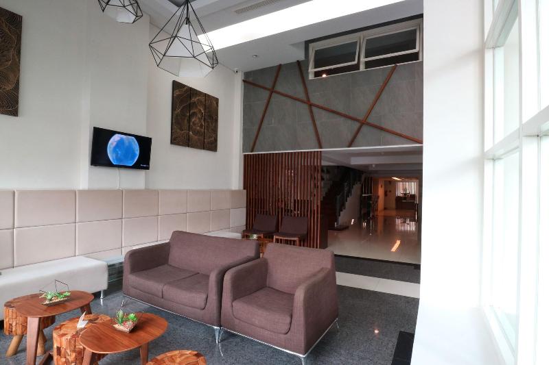 Ramedo Hotel Makassar - Lobi