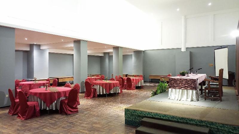 Royal Trawas Hotel & Cottages - Toplantı