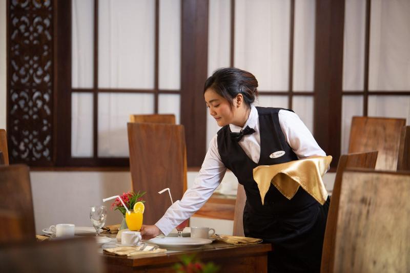 Royal Trawas Hotel & Cottages - Restoran
