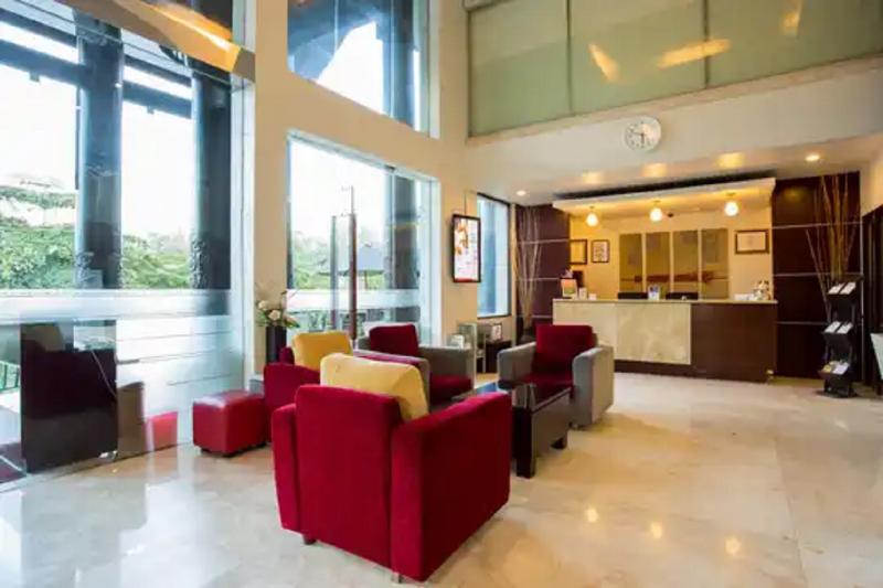 Horison Sagita Balikpapan - Lobi