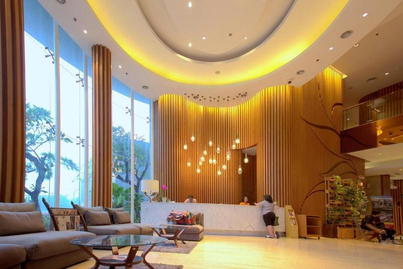 Soll Marina Serpong - Lobi