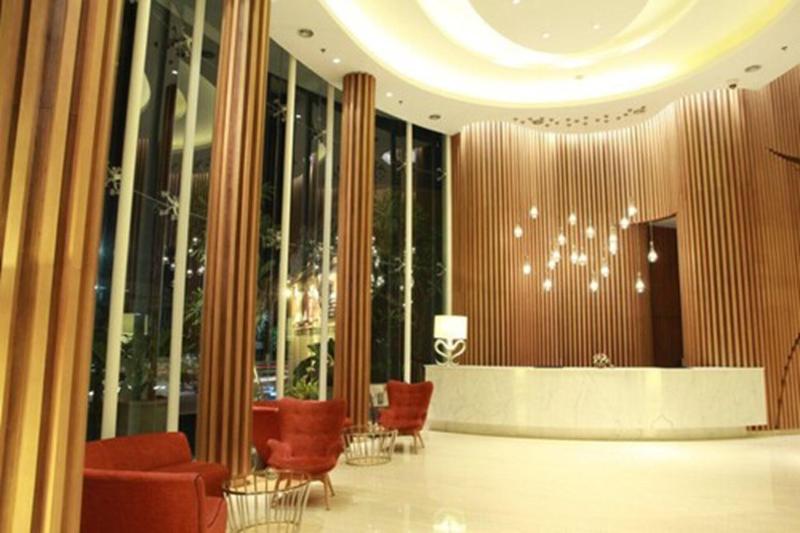Soll Marina Serpong - Lobi