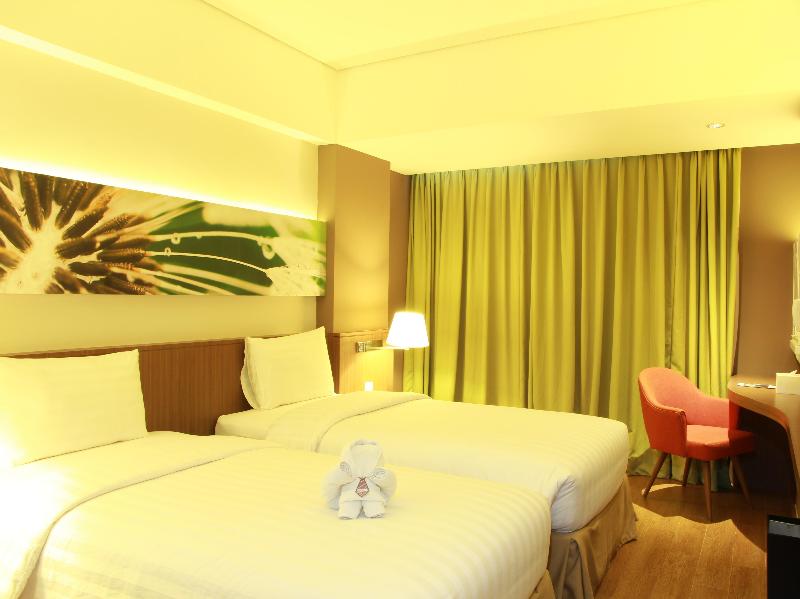 Soll Marina Serpong - Genel