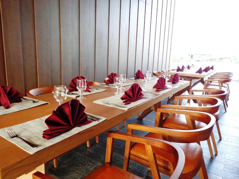 Soll Marina Serpong - Restoran