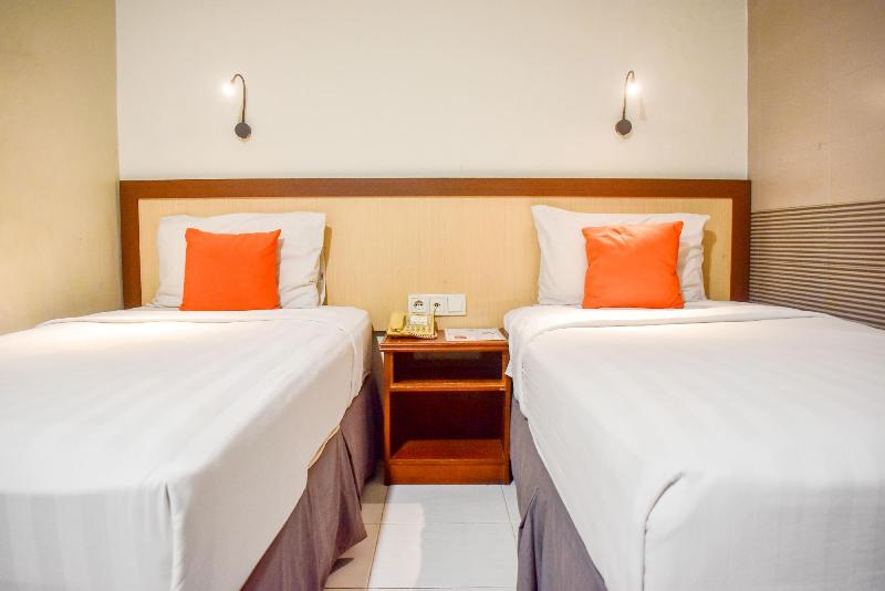 Surya Hotel Semarang - Oda