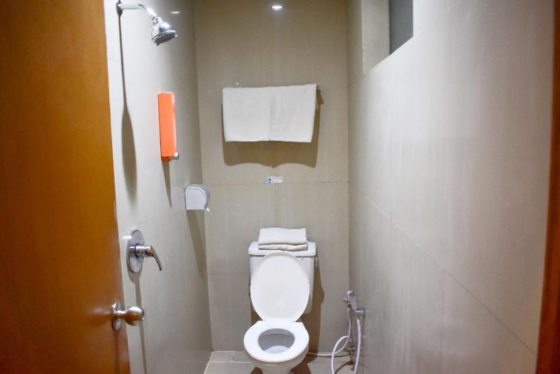 Surya Hotel Semarang - Oda