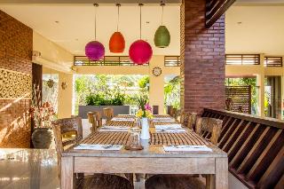 Svarna Suite Seminyak otel fotoğrafı