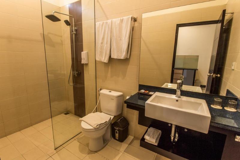 Svarna Suite Seminyak - Oda