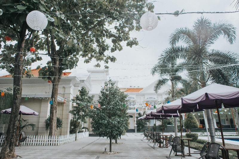 Adhiwangsa Hotel and Convention Hall - Genel