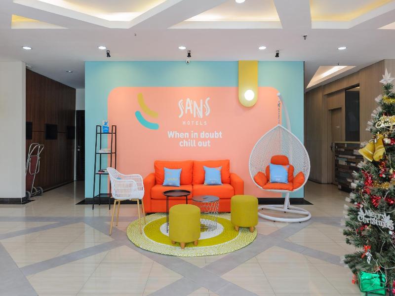 The Green Hotel Bekasi - Lobi