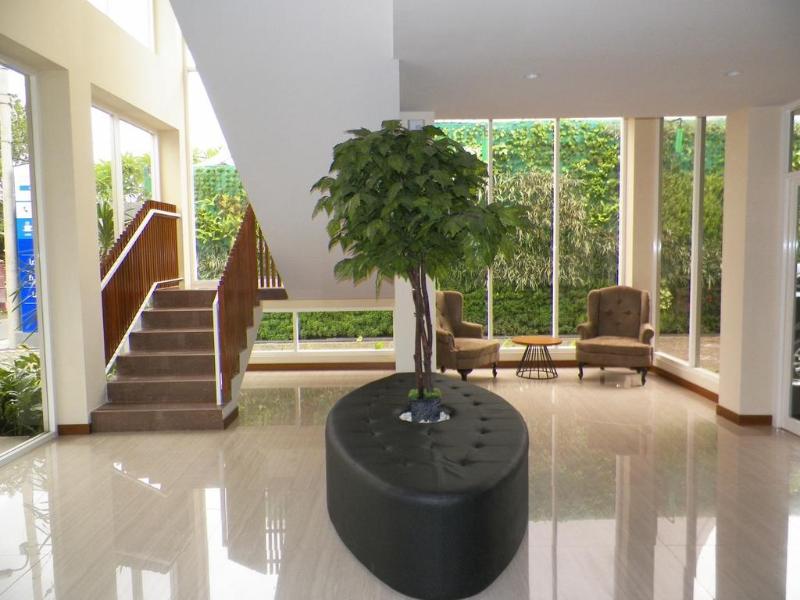 The Grove Express Hotel Timoho - Genel