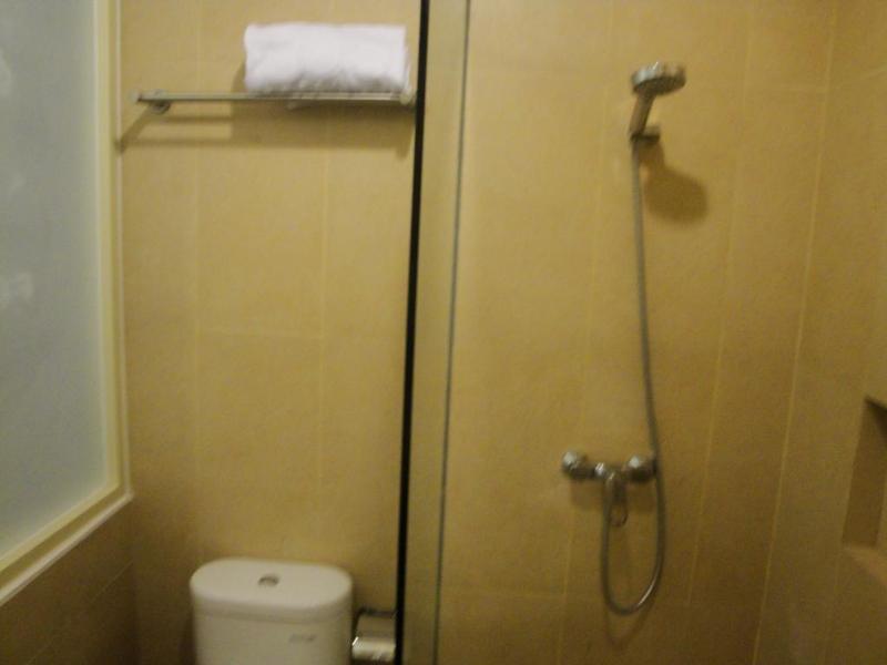 Top Hotel Manado by Gran Puri - Genel