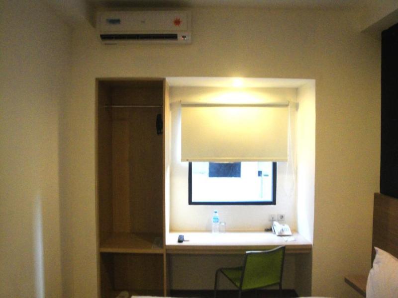 Top Hotel Manado by Gran Puri - Genel