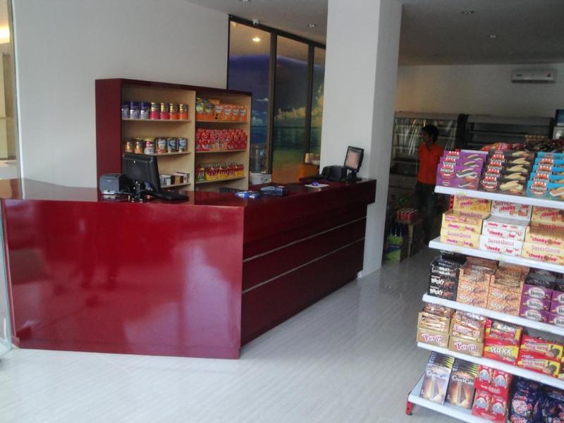 Top Hotel Manado by Gran Puri - Genel