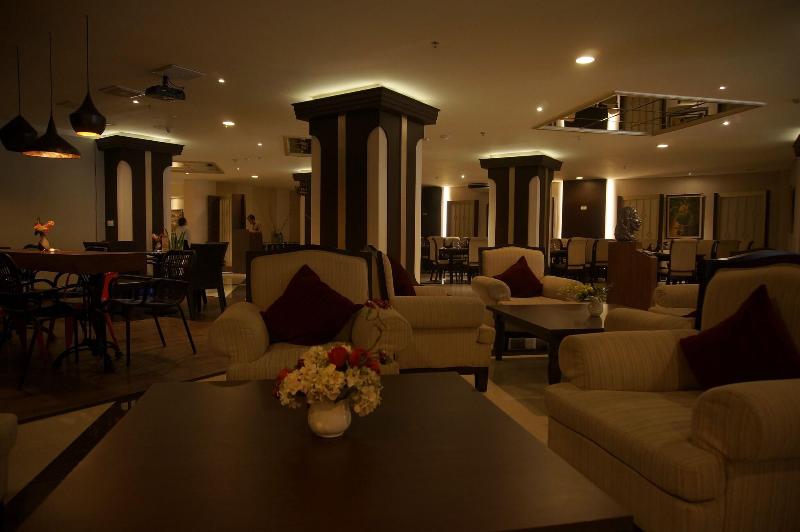 Varna Culture Hotel Soerabaia - Lobi