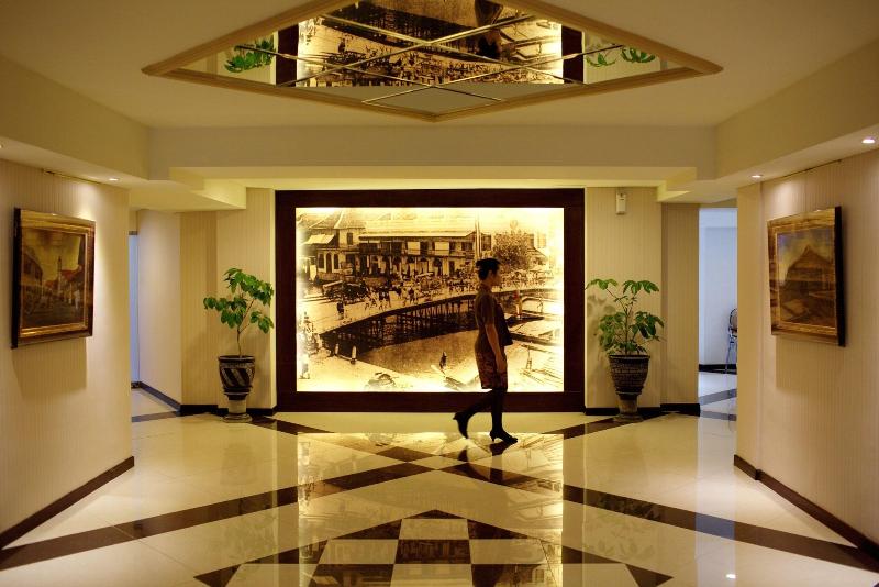 Varna Culture Hotel Soerabaia - Genel