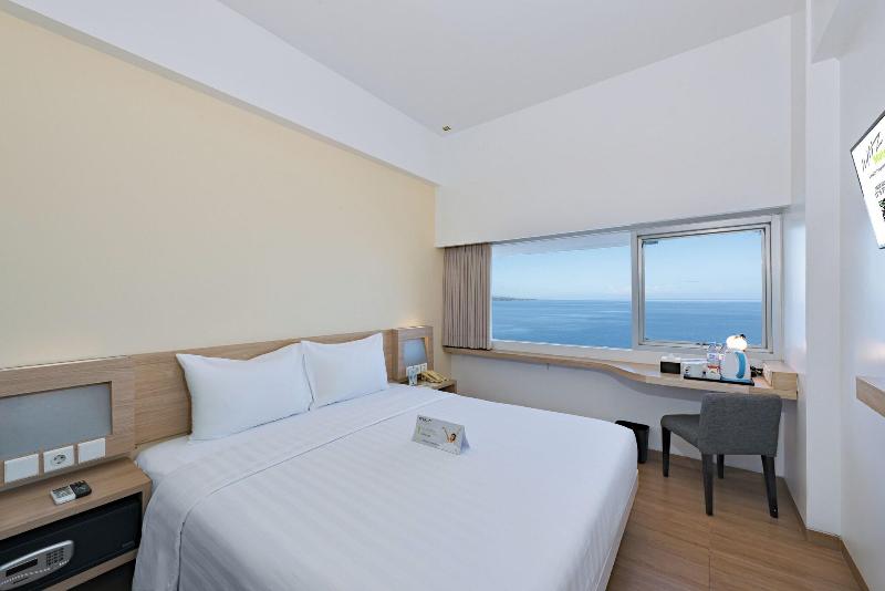 Whiz Prime Megamas Manado - Oda