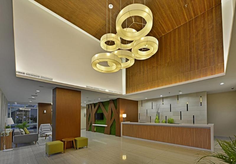Whiz Prime Pajajaran Bogor - Lobi