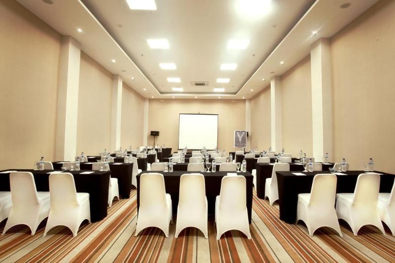 Yasmin Hotel Karawaci - Toplantı