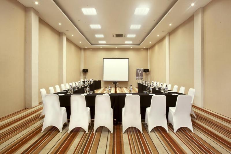 Yasmin Hotel Karawaci - Genel
